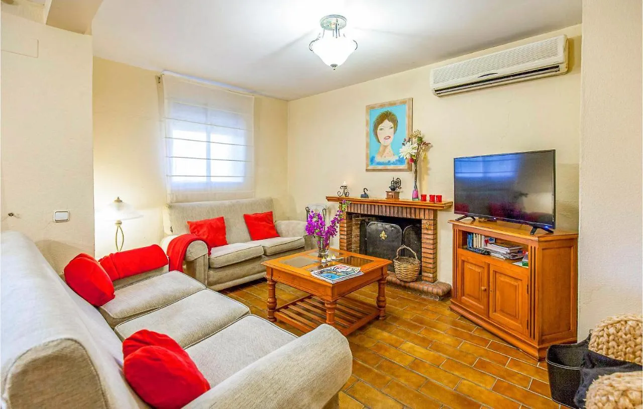 Lovely Home In Tomares With Kitchen