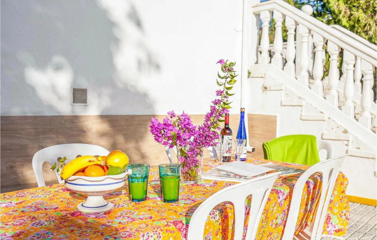 Holiday home Lovely Home In Tomares With Kitchen