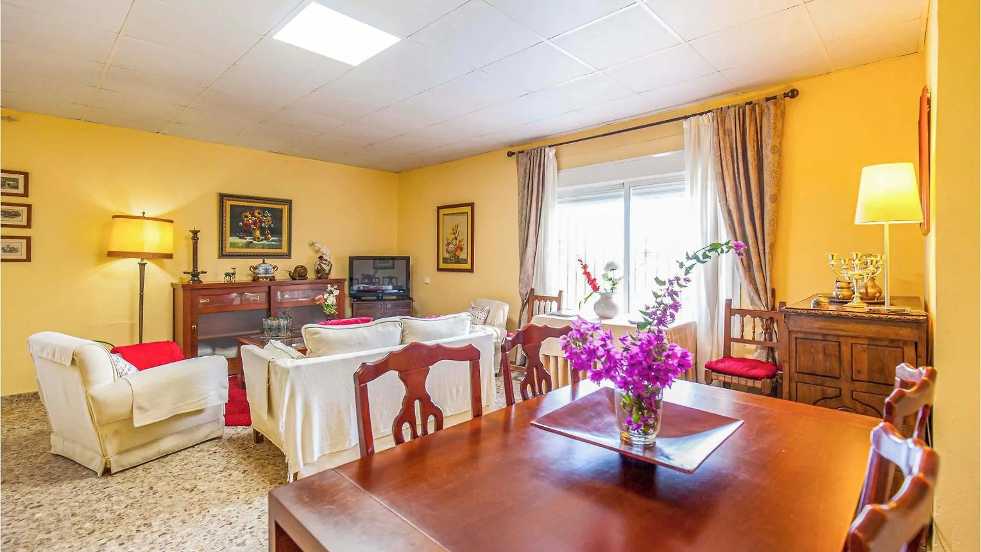 Holiday home Lovely Home In Tomares With Kitchen